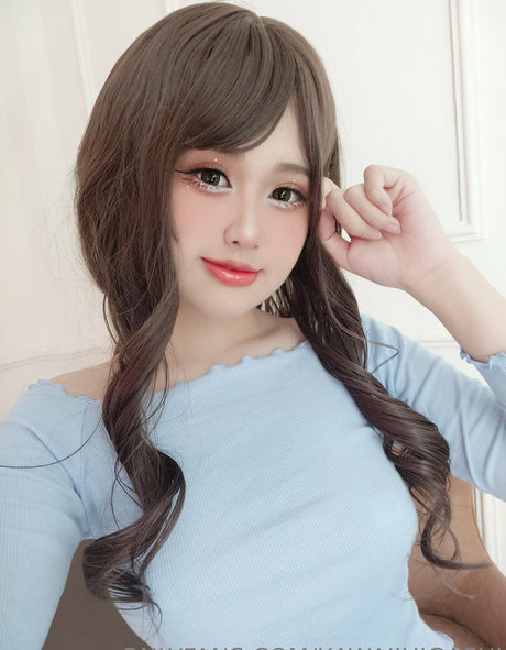 Higashi sexy pornstar image