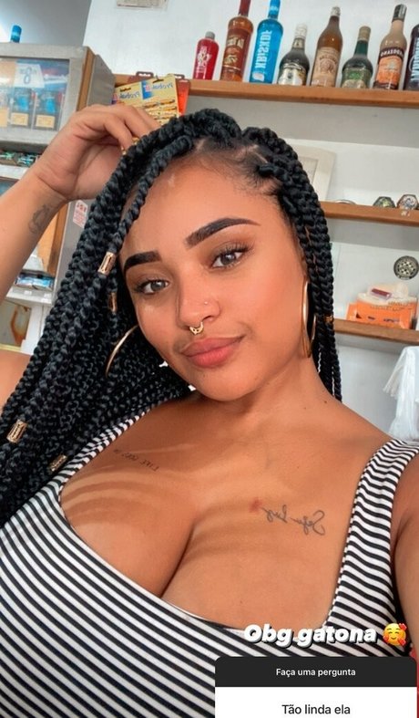 Nanah Rodrigues model porn images