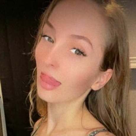 jslayyxxx adult model photos