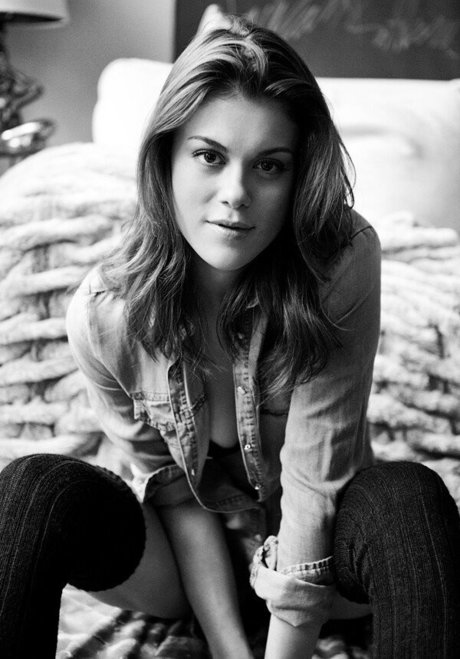Lindsey Shaw xxx pornstar galleries