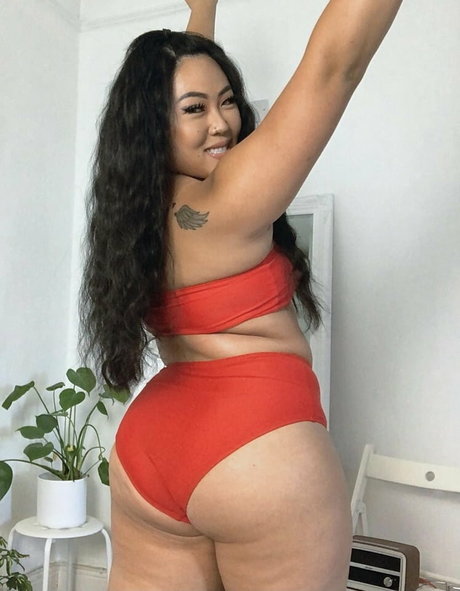 Jin Baek star porn images