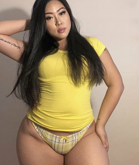 Jin Baek model perfect img