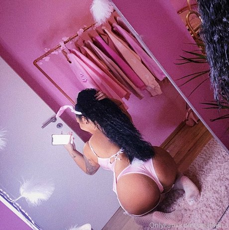 cougars onlyfans pretty img