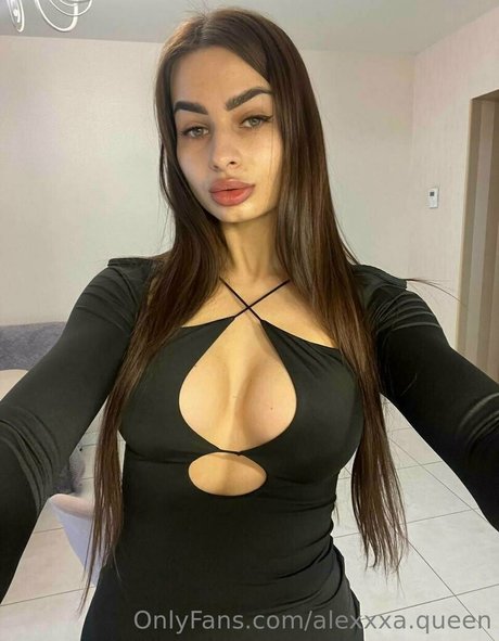 alexxxa queen star top photos