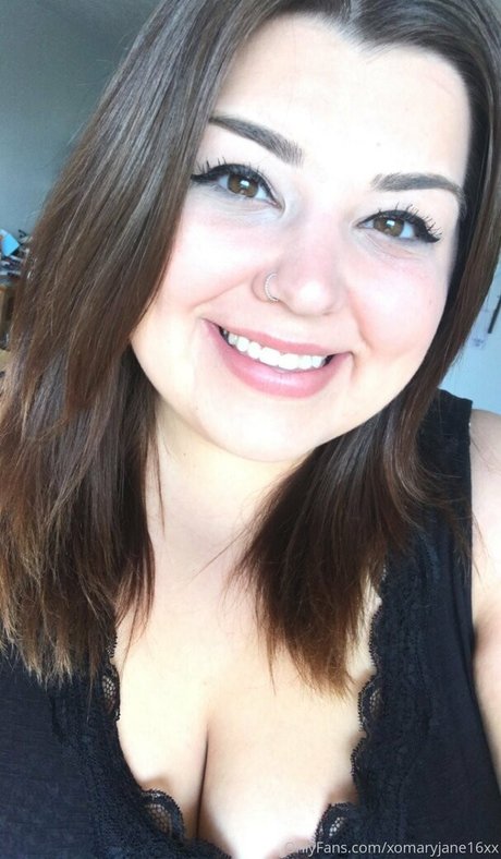 Xomaryjane16xx erotic star pics