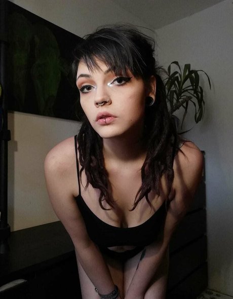 bisibeth star exclusive pics