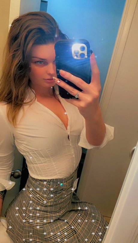 Asia Belle perfect pornstar image