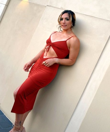 Raquel Rodriguez model adult galleries