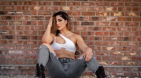 Raquel Rodriguez star pretty picture