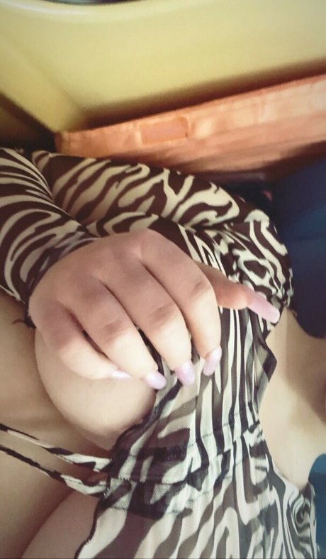 Nika Arven star nude photos