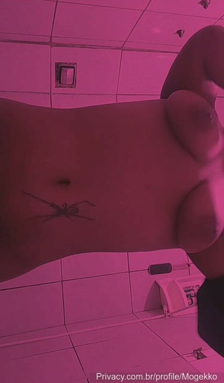 brown onlyfans top pics