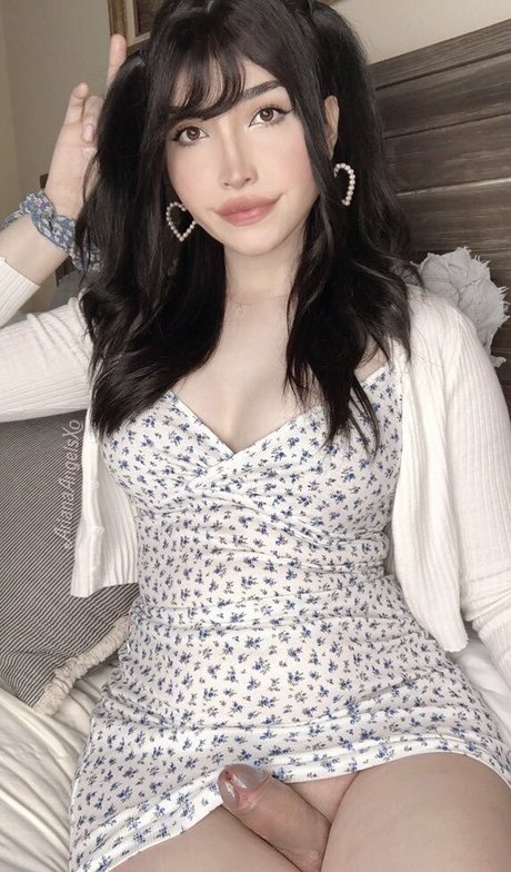 ArianaAngels porn model picture