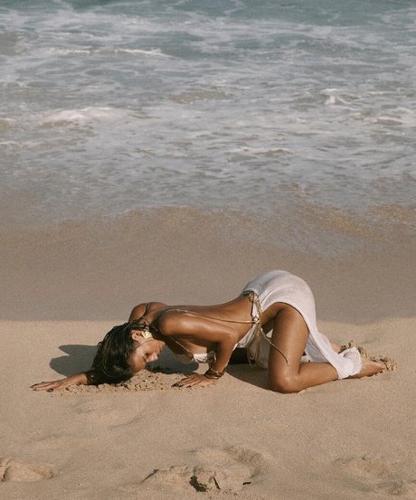 blonde secretary onlyfans hot pictures