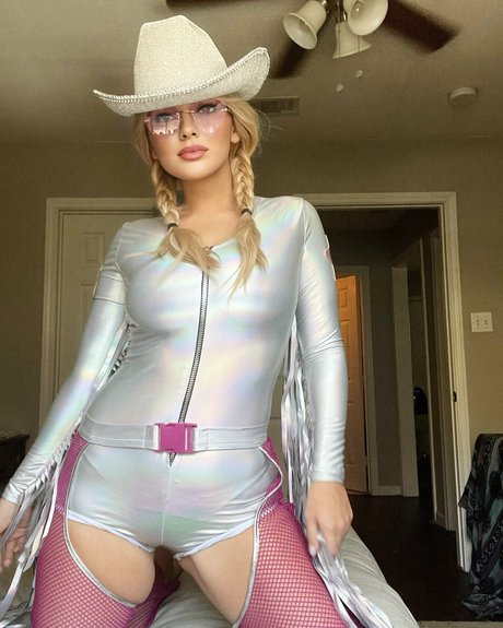 Serena Stone nice pornstar gallery