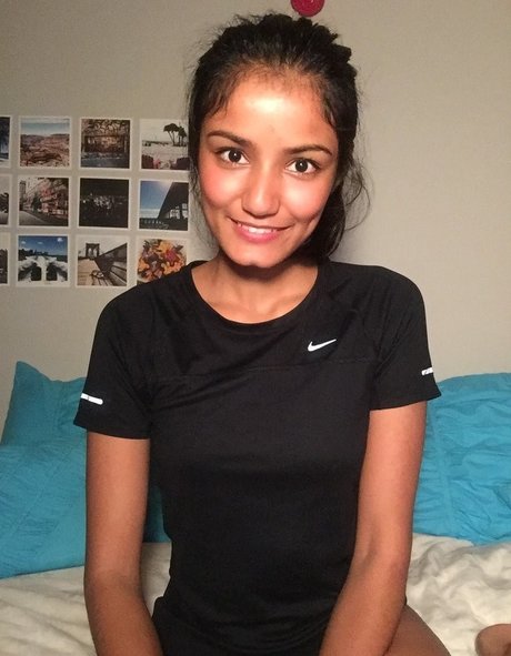 Viva Athena model erotic archive