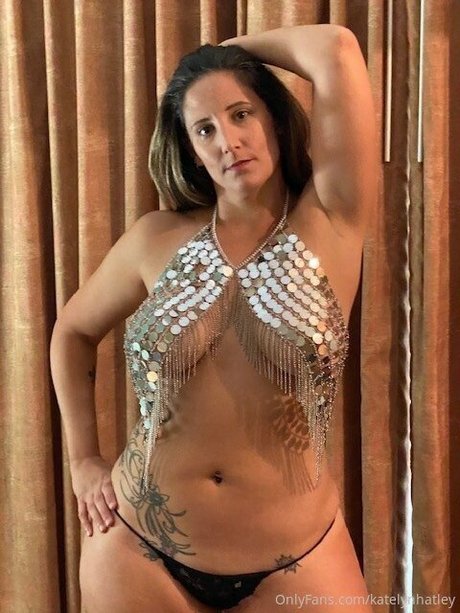 Katelyn Hatley model perfect pics