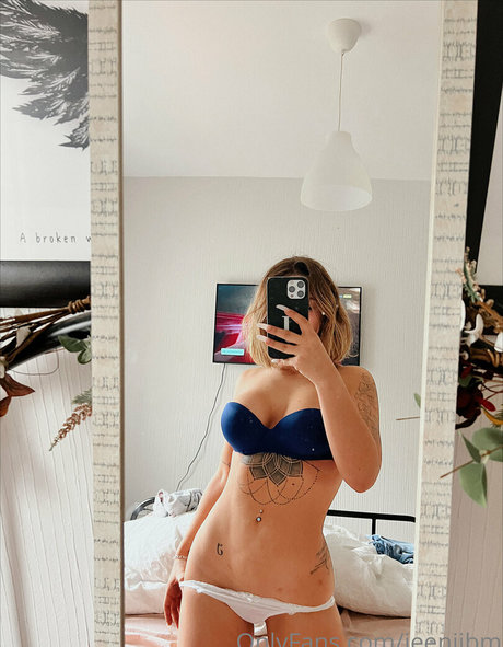 Jeeniibm perfect model photo