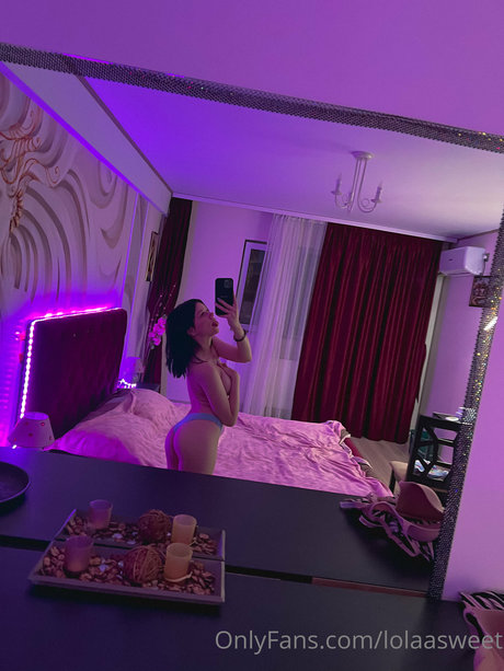 Lolaasweet star hot pic