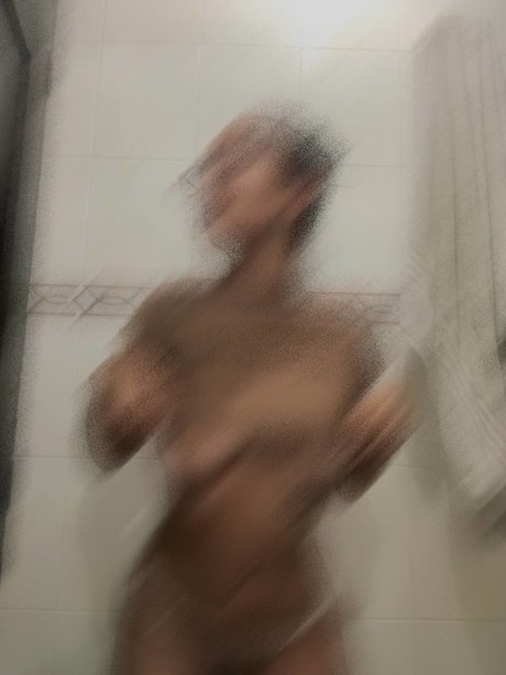 Manuela valenzuelaaa star photos