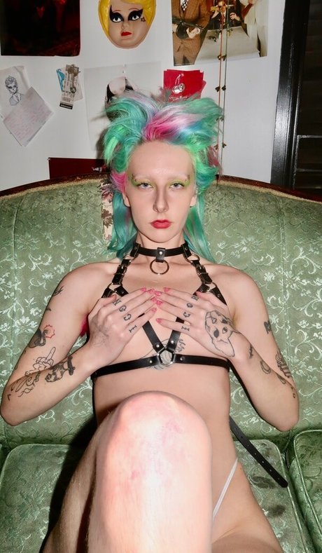 Morgan Presley free actress photo