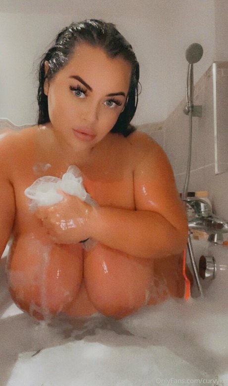 Curvykb free actress archive