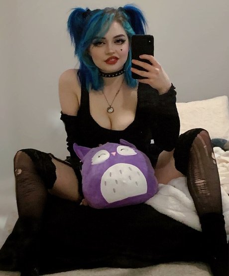 Queen Nephilim star pic