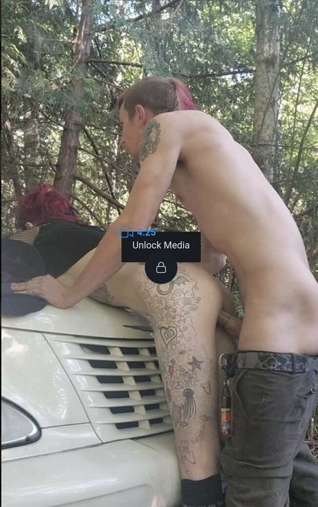 The Lab Rat_ hot model picture