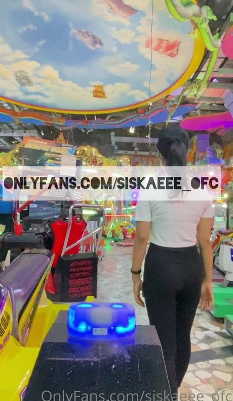 Siskaeee ofc pornstar hd photo