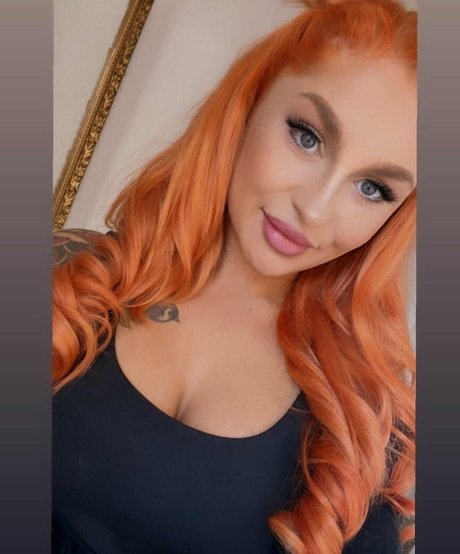 harrietellenshaw adult star photos