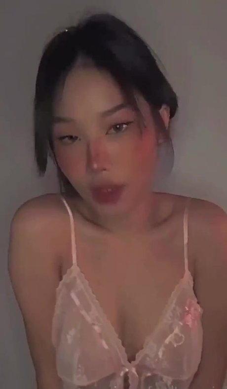 urfreakgemini naked star photos