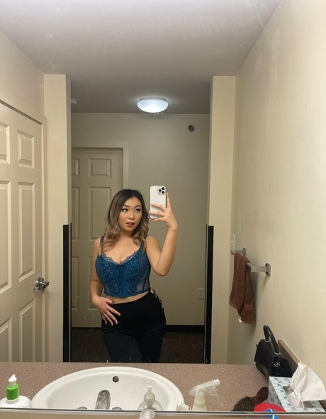 Lizzievx pornstar nice archive