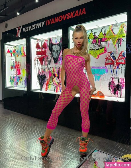 blonde milf big tits onlyfans porno img