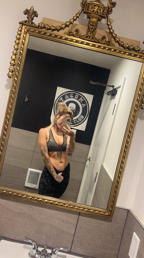 wtkhxrated xxx pornstar pics