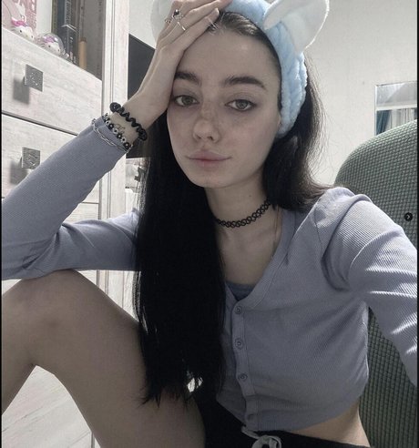 Ghostcrybaby beautiful actress archive