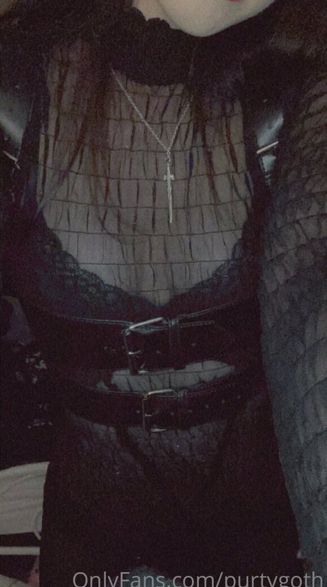 Purtygoth xxx star photo