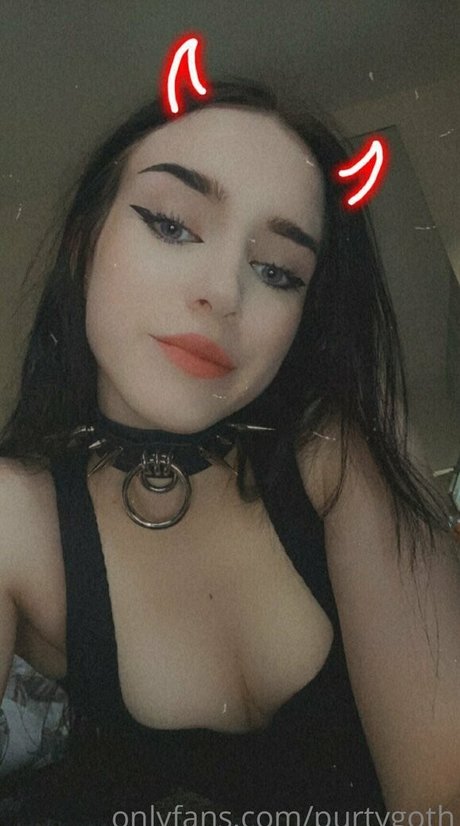 Purtygoth star top img