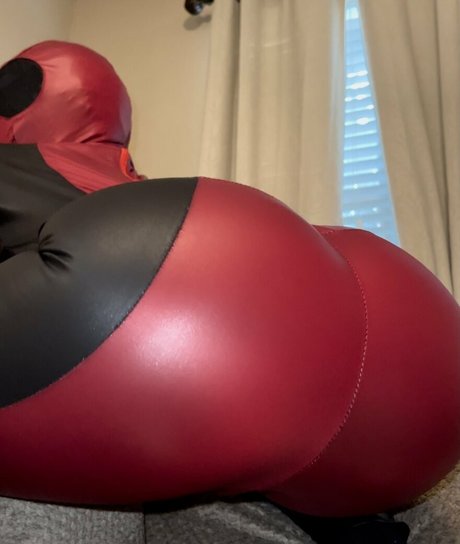 realmilesandgwen pornstar naked galleries