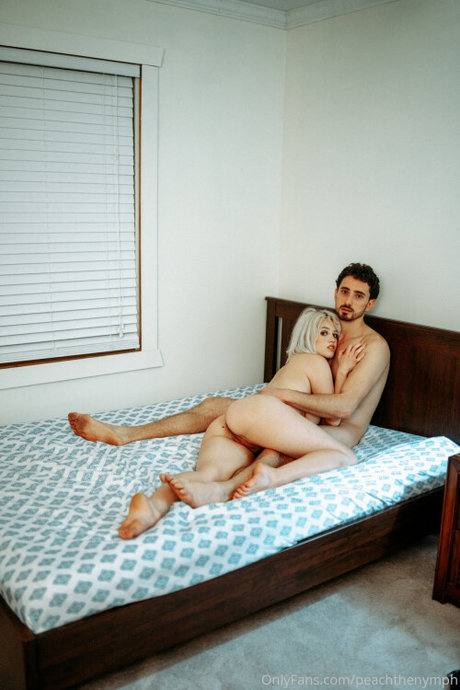 Peach Kennedy model naked pics