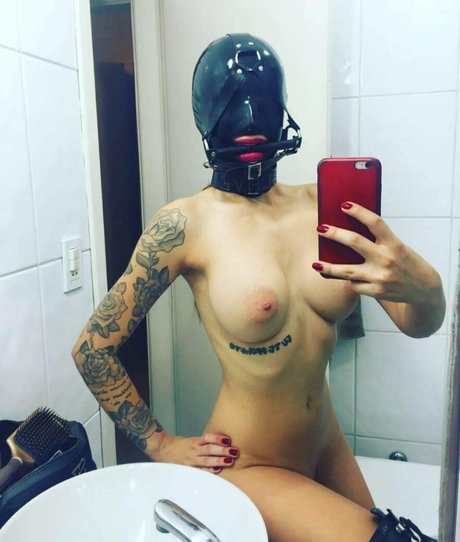 Mistress TT S naked actress archive