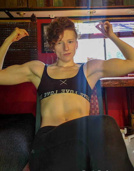 redsreferences naked actress galleries