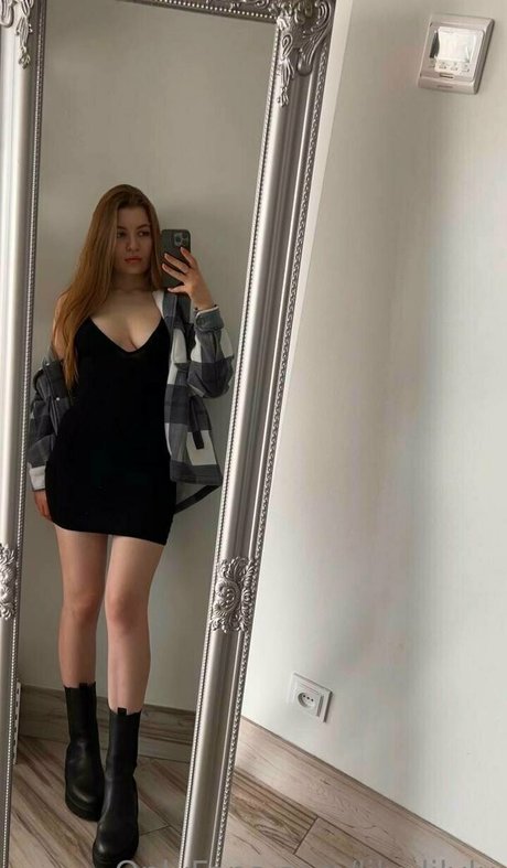 lily lilylu star top gallery