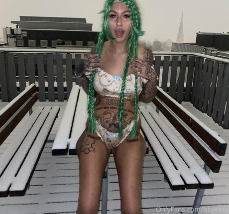 bbyekra sexy model pic