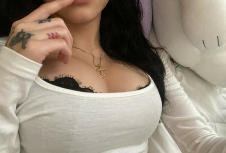 icybabym exclusive pornstar img