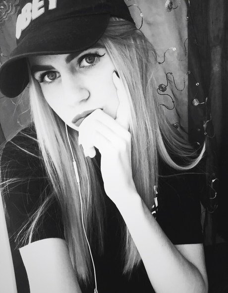 cum in ass onlyfans beautiful naked pictures