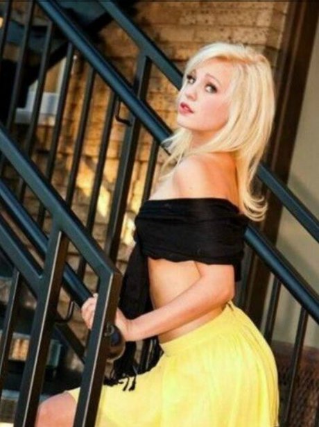 Sydney Spies beautiful pornstar pic