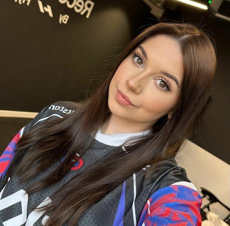 milf yoga onlyfans nudes pics