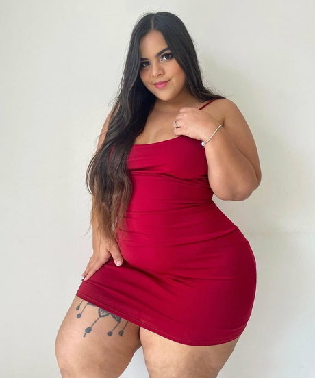 graciebon1 beautiful model image