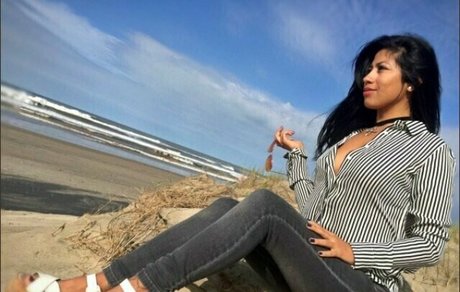 naughty skull model sex images