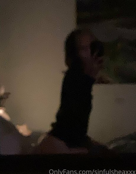 Kuromi model hd image