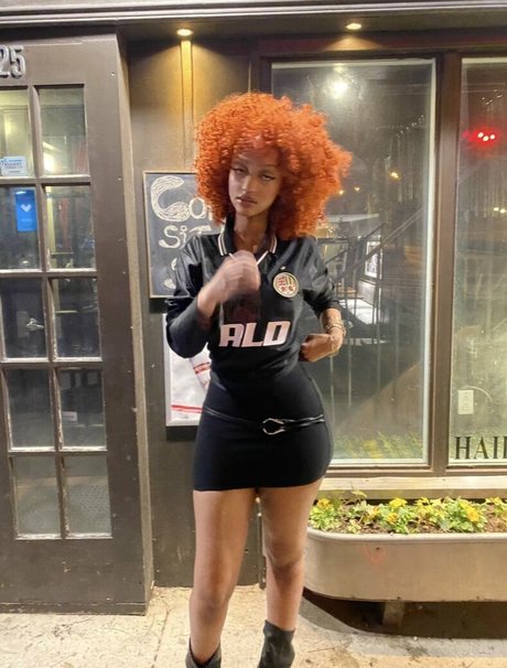 Solaya Ismail nude star photo